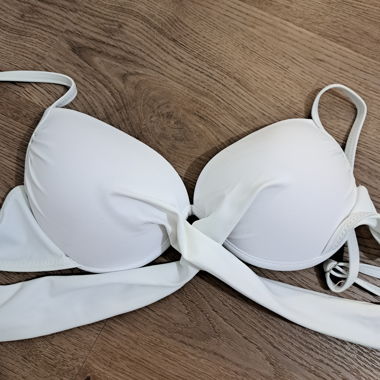 Haut de bikini