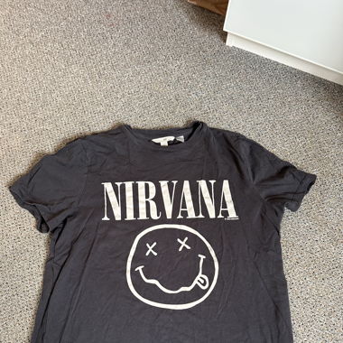 Nirvana shirt 