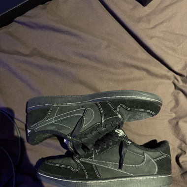 Travis Scott Black Phantom 