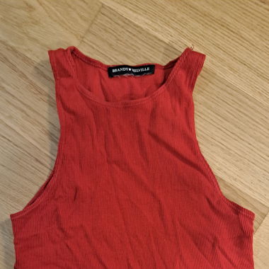 Crop top rouge