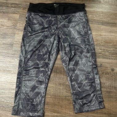 Leggings sportivi 3/4 grigio-nero