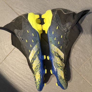 Scarpe da calcio Adidas Predator Gr.40