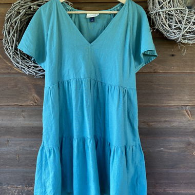 Türkisfarbenes Leinen-Sommerkleid