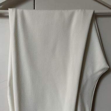Zara Hose (all white)