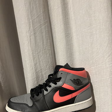 Air Jordan 1