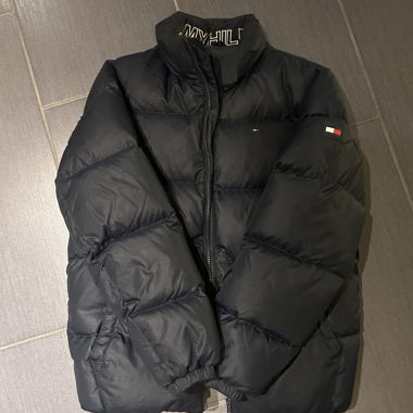 Veste, Tommy hifliger