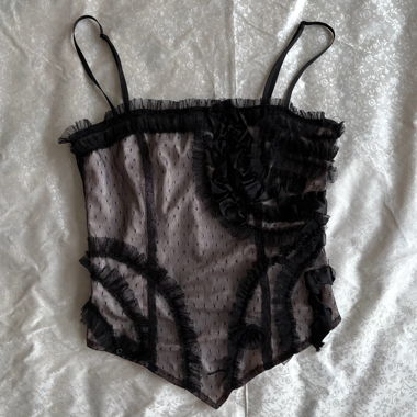 “MX” lace top