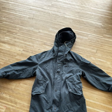 Nachhaltige Ganzjahresjacke wie neu