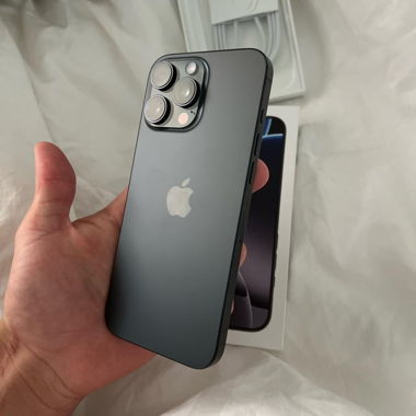 IPHONE 16 PRO NERO