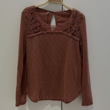 Blouse with special neckline