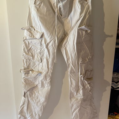 Bershka - Cargohose Weiss - EU 38 