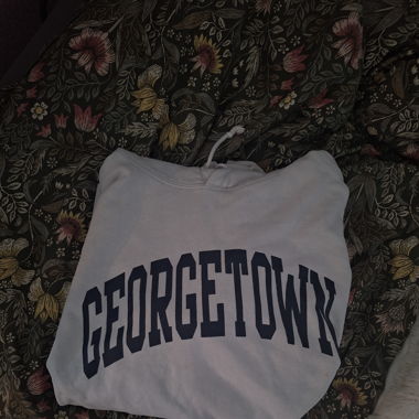 white oversized hoodie 