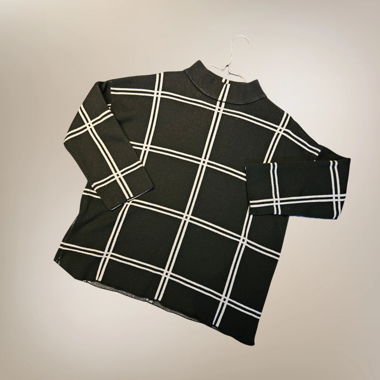 Pull femme noir avec ligne blanche