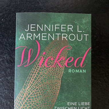 Fantasy, Wicked/Torn, Jennifer L. Armentrout