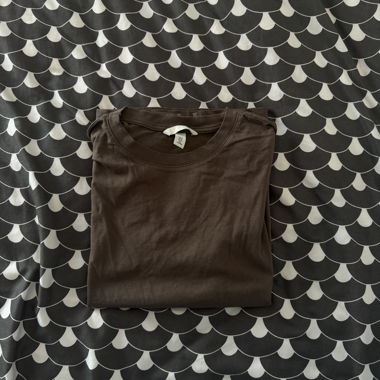 T-shirt marrone