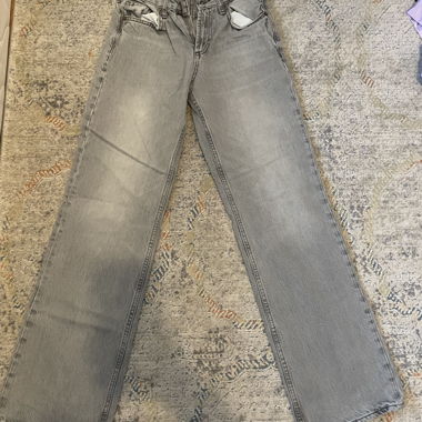 Zara jeans size 34