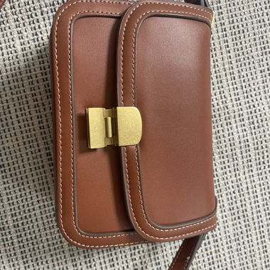Shoulder bag
