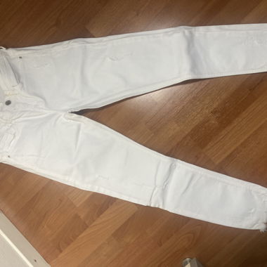 Zara Basic weisse Jeans