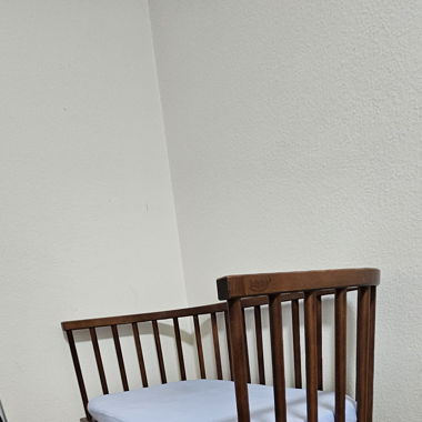 Beistellbett aus Eichenholz