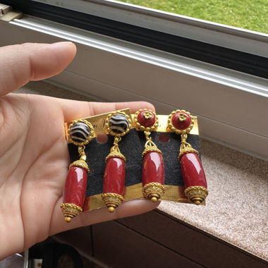 Earring 
