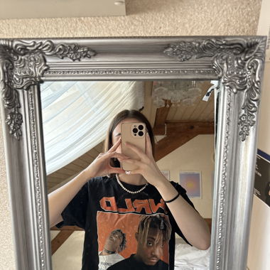 Juice wrld graphic tee 