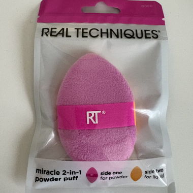 Real Techniques Miracle 2-in-1 Powder Schwamm