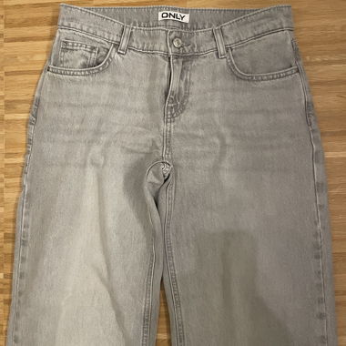 ONLY Grey Jeans