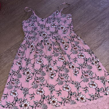 Pinkes Blümchen Kleid
