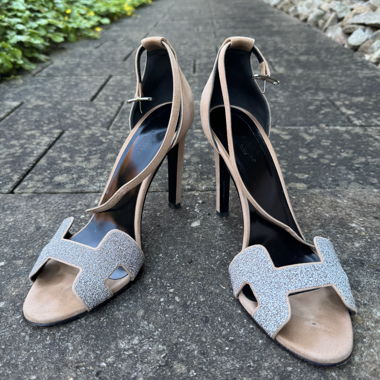 Hermes heels