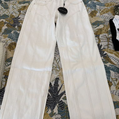 Weisse Hose White Fox