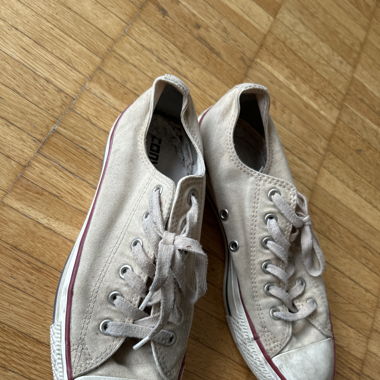 Chucks