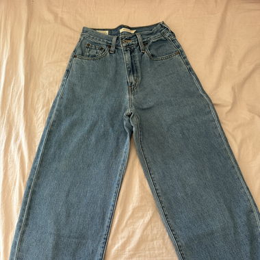 Balloon Leg Blue Jeans 