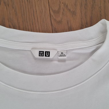 White UNIQLO T-Shirt XL