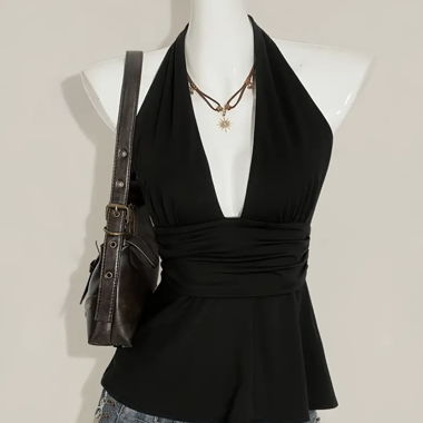 Top nero con spalle scoperte