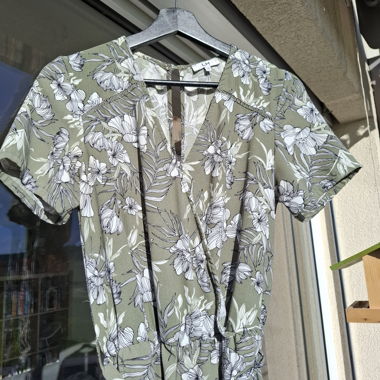 Tuta floreale kaki