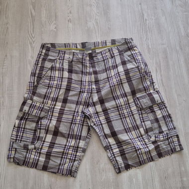 Shorts cargo à carreaux