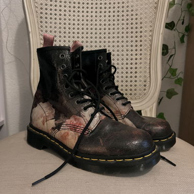 Dr. Martens x New Order RARO ! :3