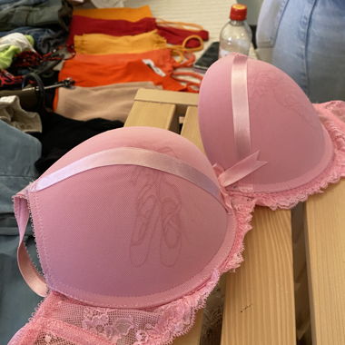 Cute bra
