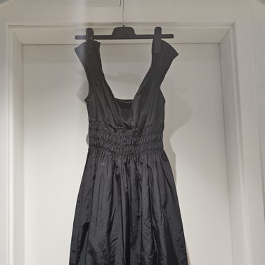 Robe noir taille L 