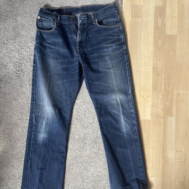Jeans in denim blu