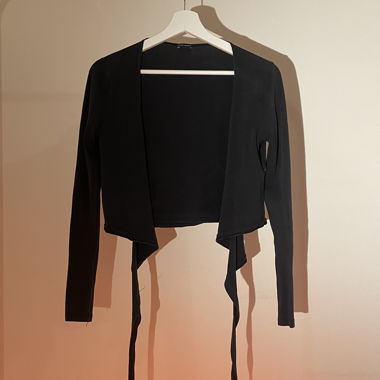 Long-sleeve Wrap top by Brandy Melville