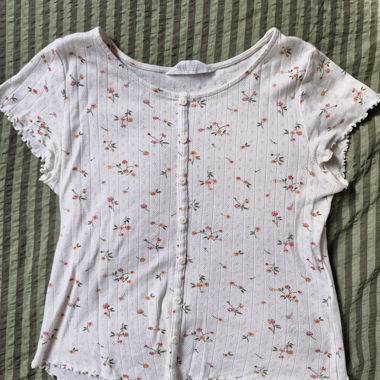 Floral top with button-front placket