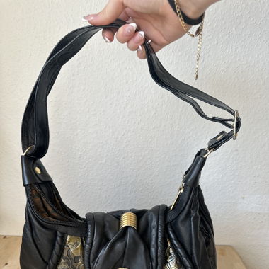 Handtasche