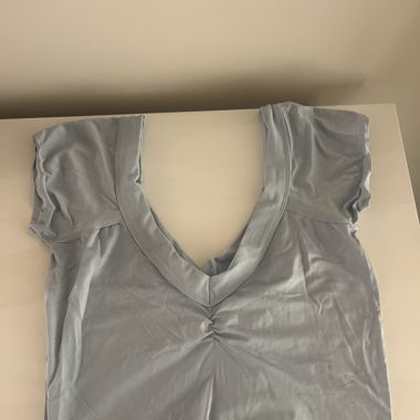 Synthetic strechy tank top, V neck