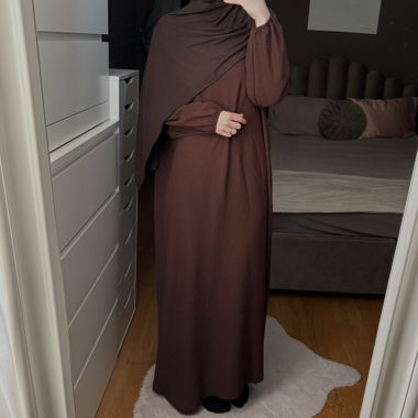 Abaya brune