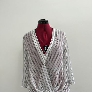 Gestreifte "flowy" Bluse