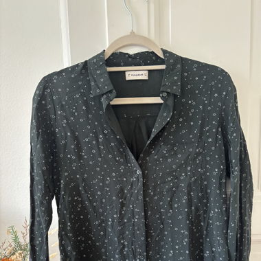 Deux Chemises PULL AND BEAR et Stradivarius 
