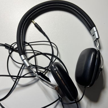 Bowers & Wilkins Headphones