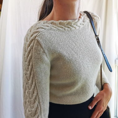 Handmade sweet cableknit cream vintage jumper