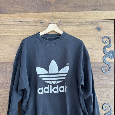 Adidas Sweatshirt